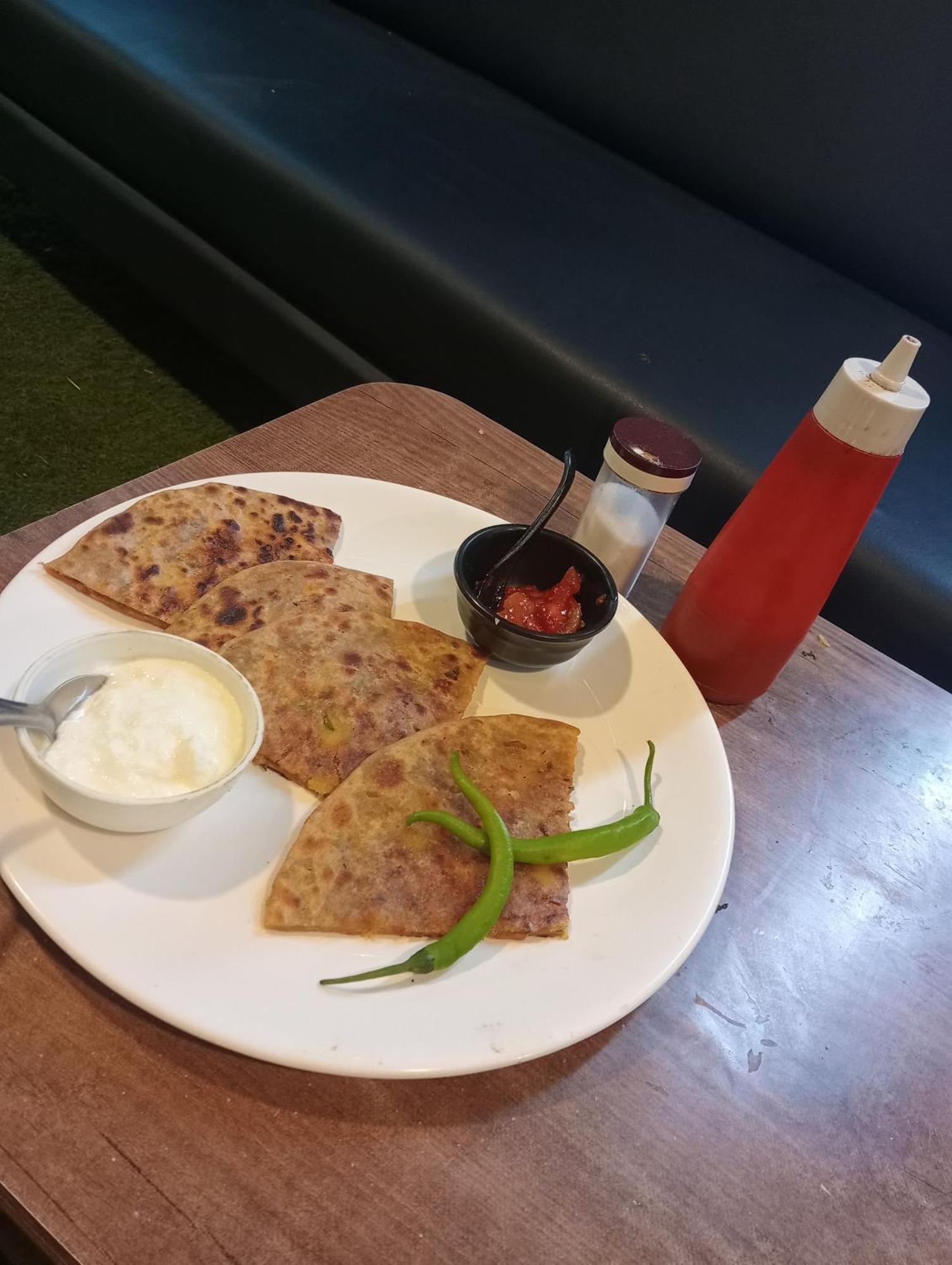 Hotel Avadh Palace, Subhash Bridge, Rto Circle, Ахмедабад Екстериор снимка