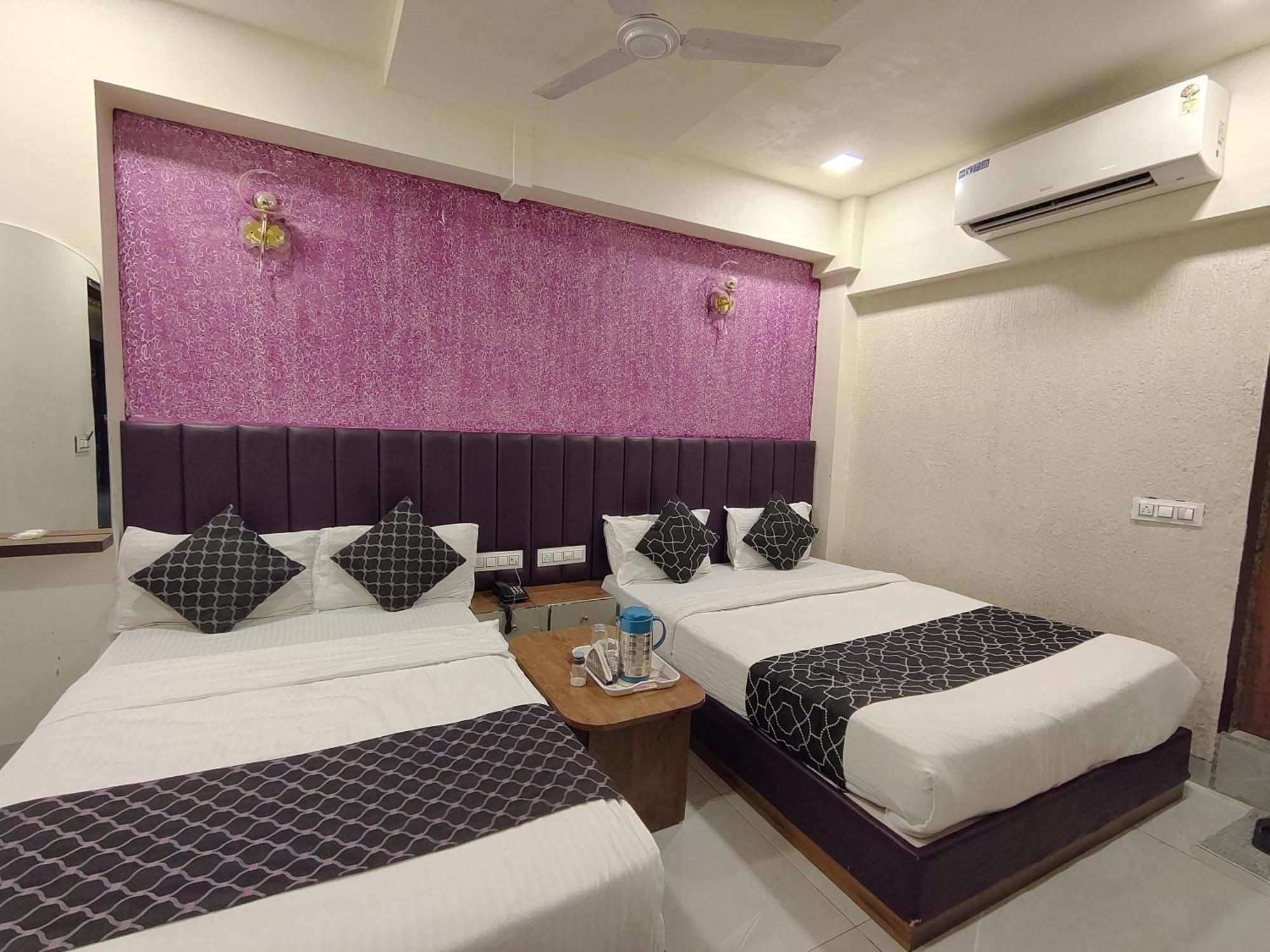 Hotel Avadh Palace, Subhash Bridge, Rto Circle, Ахмедабад Екстериор снимка